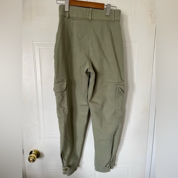 Wilfred Free High-waisted Modern Cargo Pant in Green - Picture 5 of 16